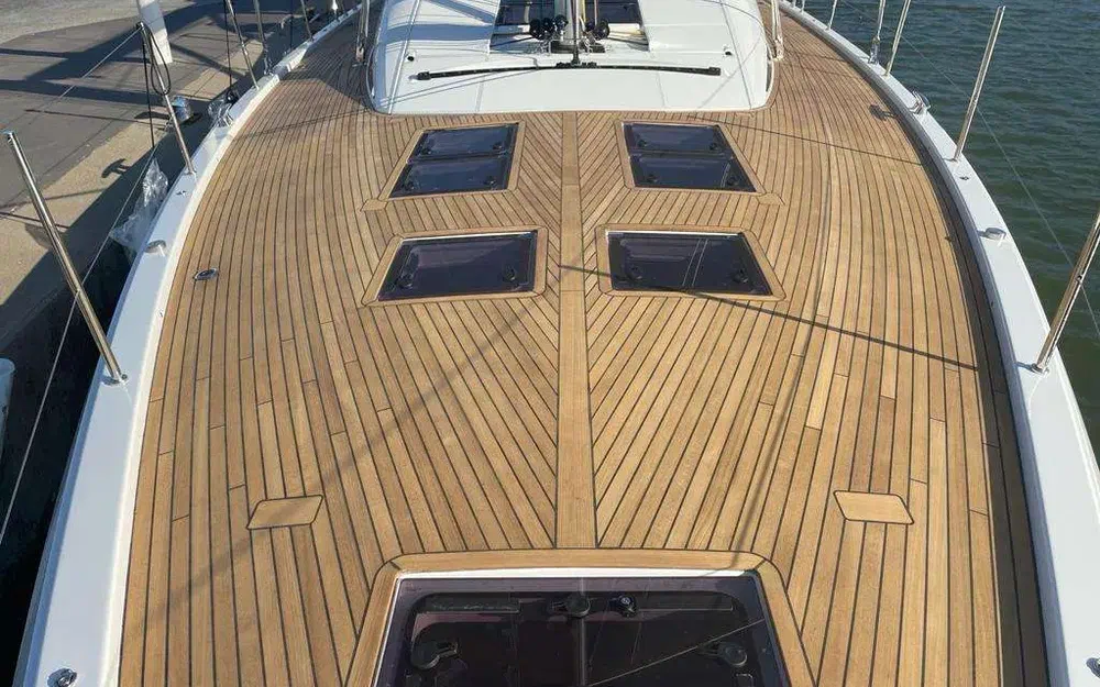 slider 4 Jeanneau 60