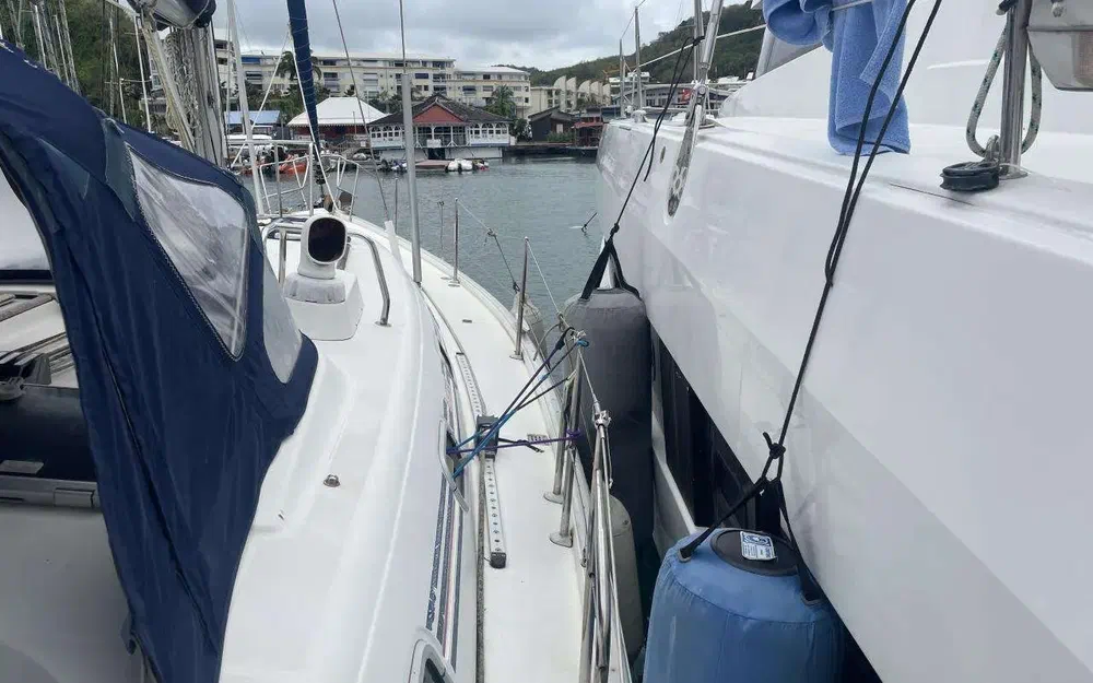 slider 2 Beneteau Oceanis 461