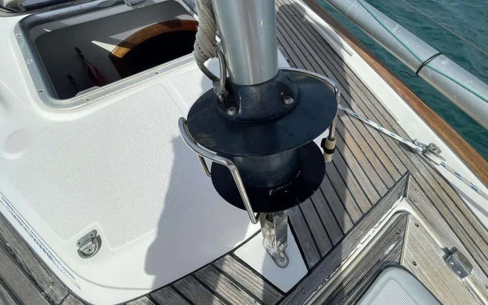 slider 14 Beneteau Oceanis 411 Celebration