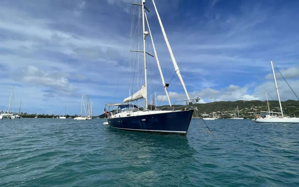 slider 1 Beneteau Oceanis 411 Celebration