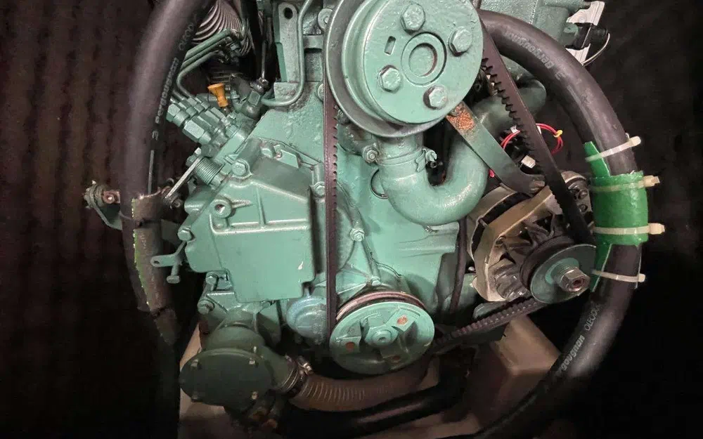 slider 35 Beneteau Oceanis 411 Celebration