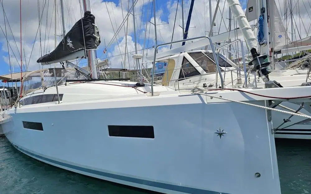 slider 0 Jeanneau Sun Odyssey 380