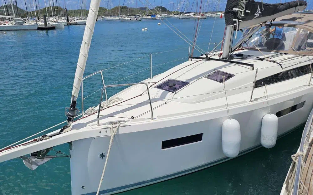 slider 1 Jeanneau Sun Odyssey 380