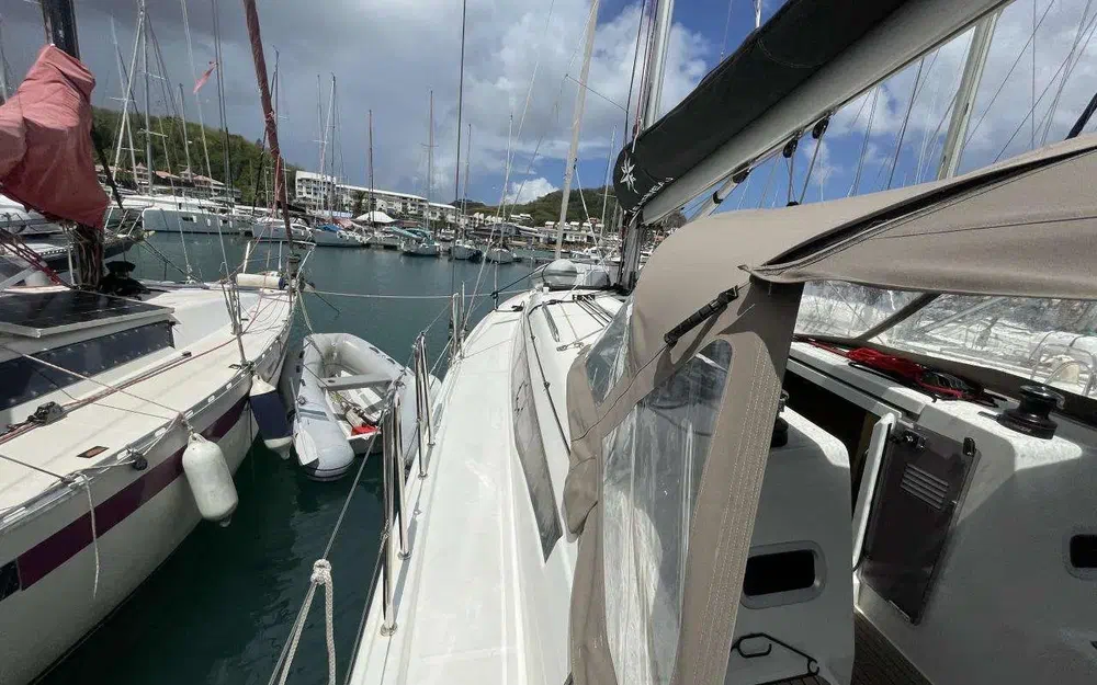 slider 8 Jeanneau Sun Odyssey 380