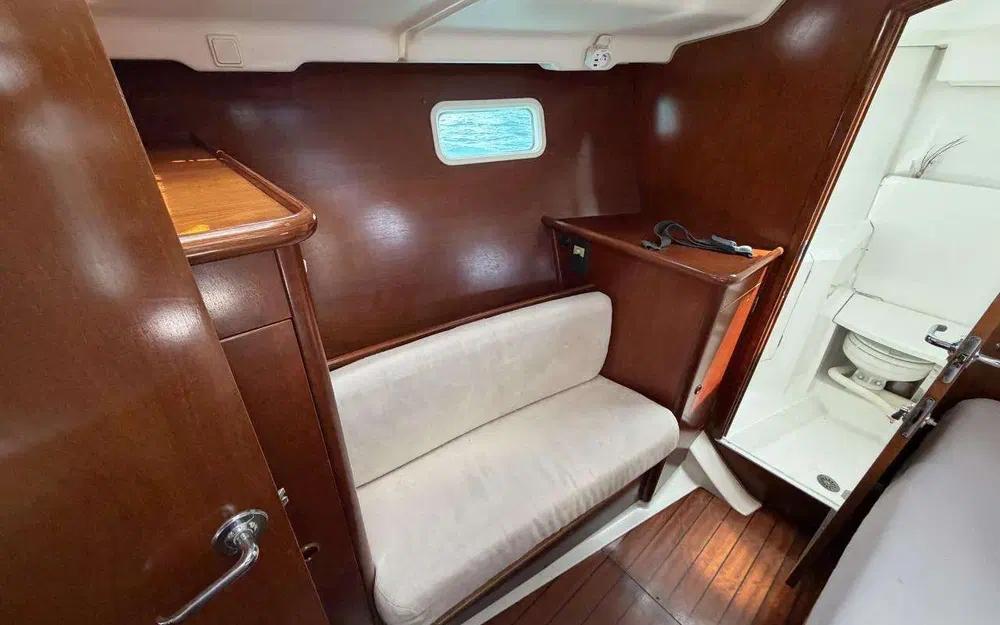 slider 23 Beneteau Oceanis 411 Clipper