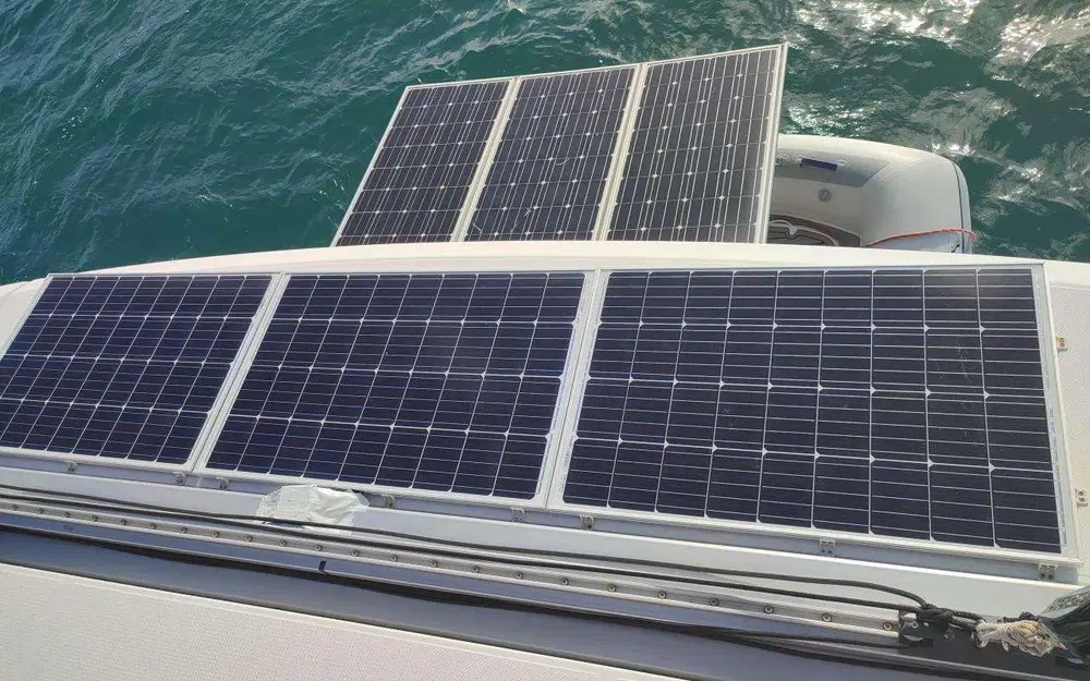 slider 15 Fountaine Pajot Helia 44