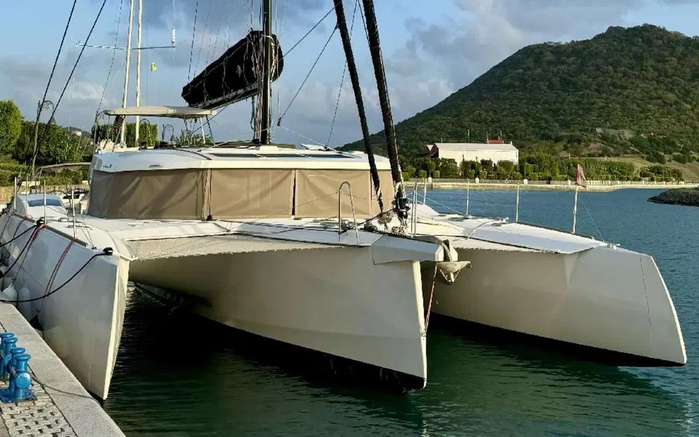 slider 1 Neel Trimarans Neel 47