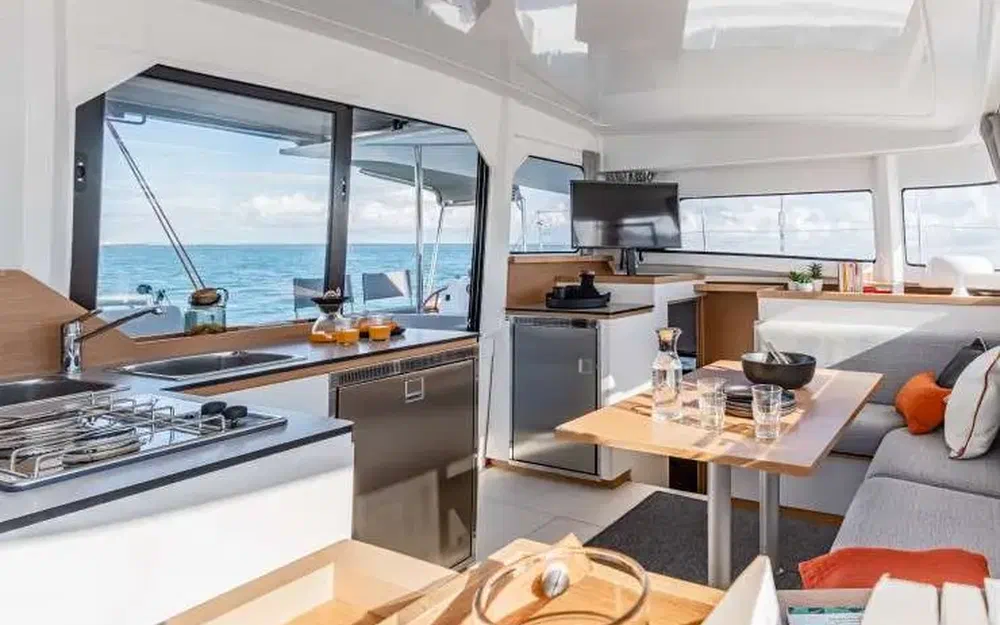 slider 10 Excess Catamarans Excess 11