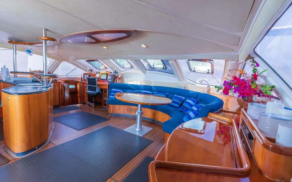 slider 12 Catana 582