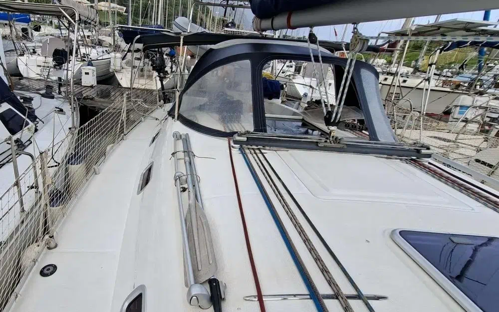 slider 12 Poncin Yachts Harmony 42