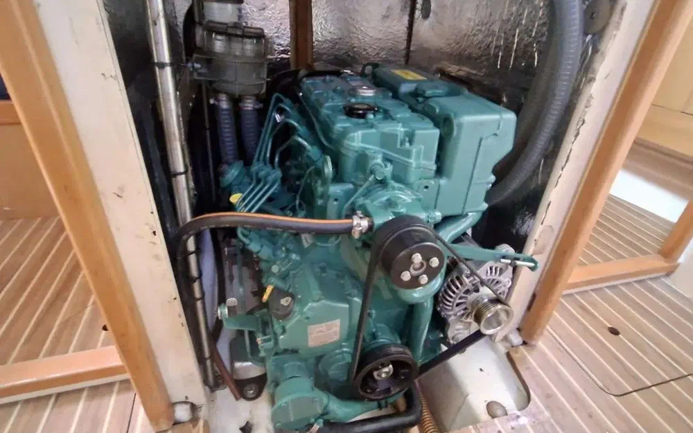 slider 30 Poncin Yachts Harmony 42