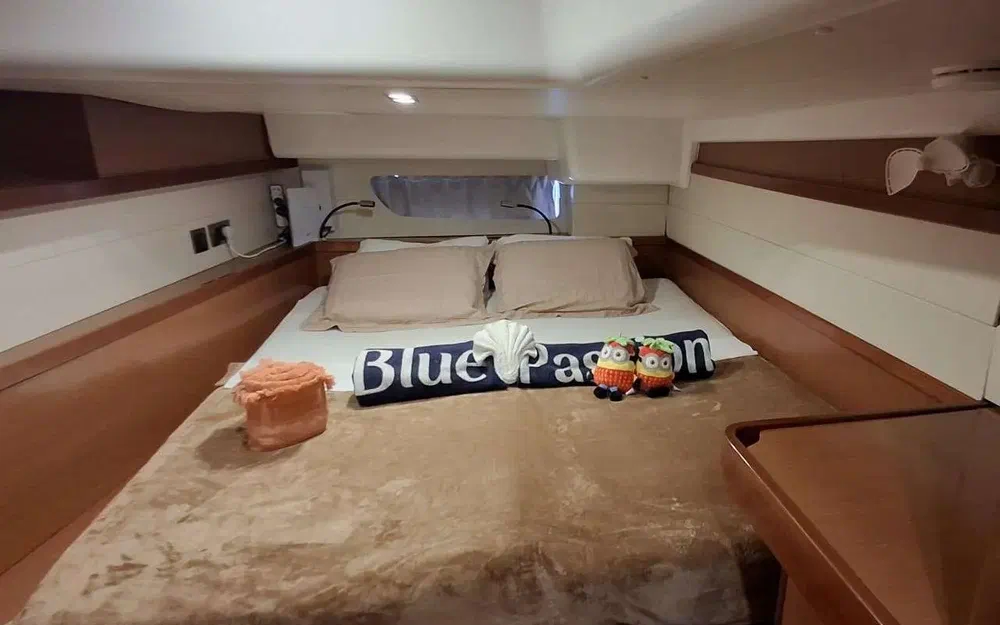 slider 25 Beneteau Oceanis 58