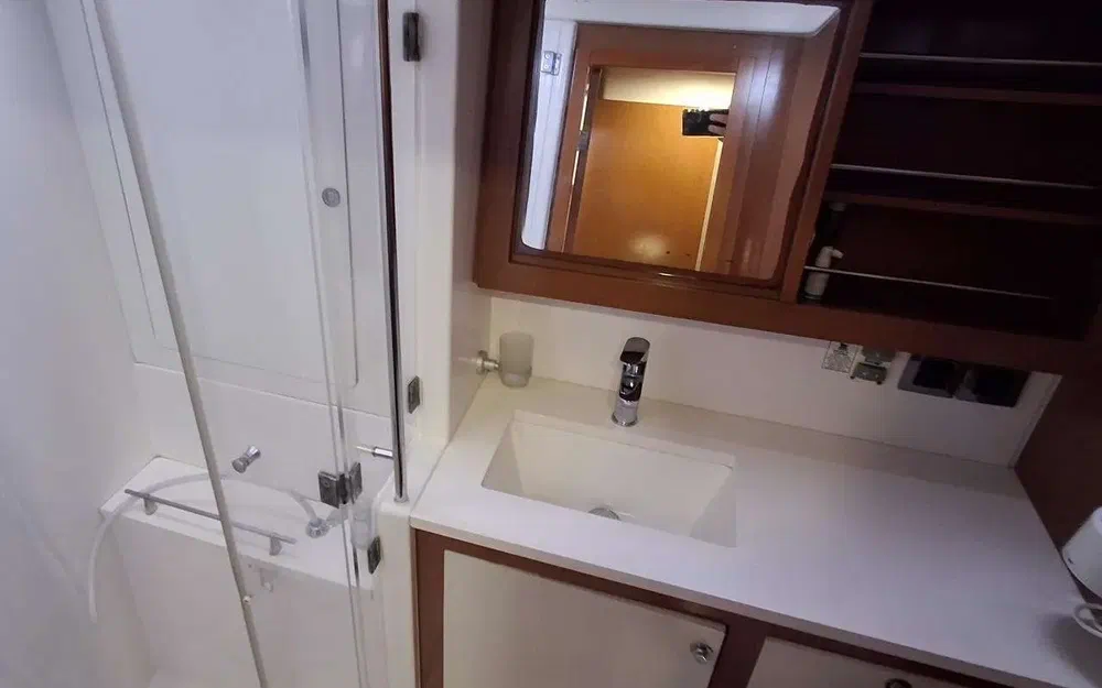 slider 27 Beneteau Oceanis 58