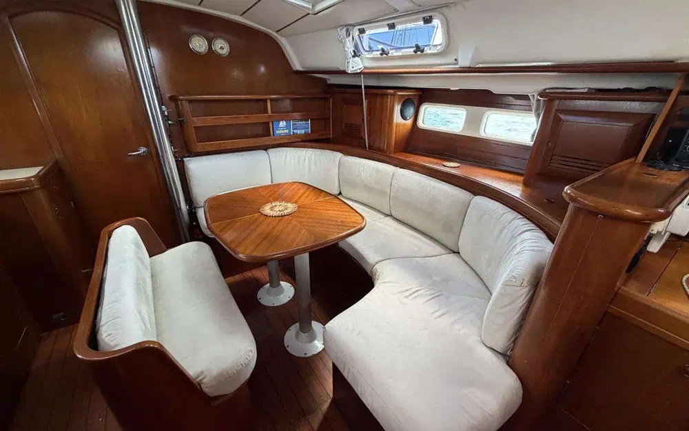 slider 17 Beneteau Oceanis 411 Clipper