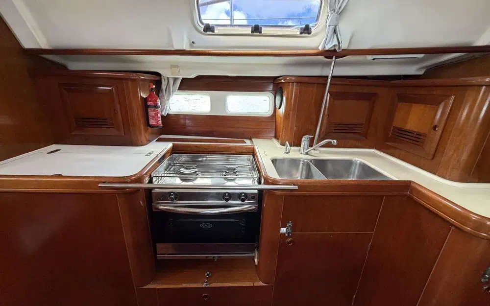 slider 21 Beneteau Oceanis 411 Clipper