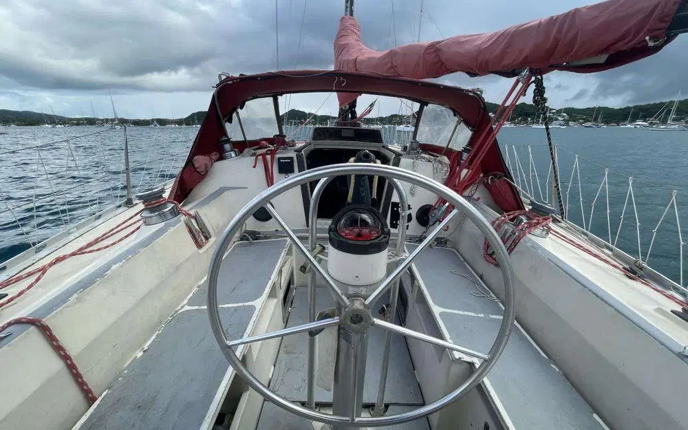 slider 3 Beneteau First 35