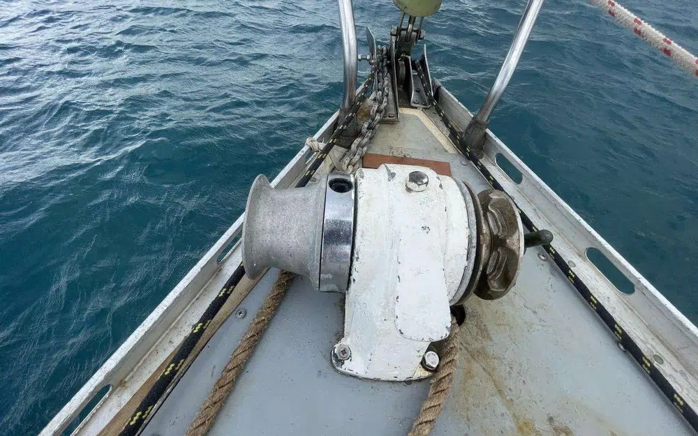 slider 8 Beneteau First 35