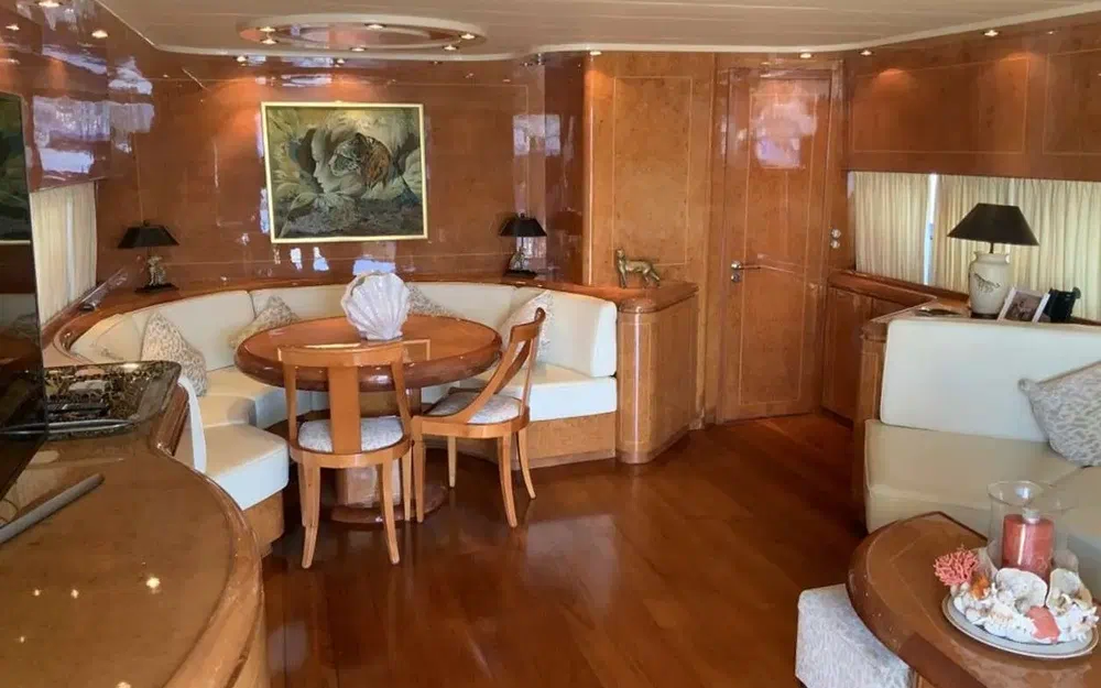 slider 4 Arno Leopard 24