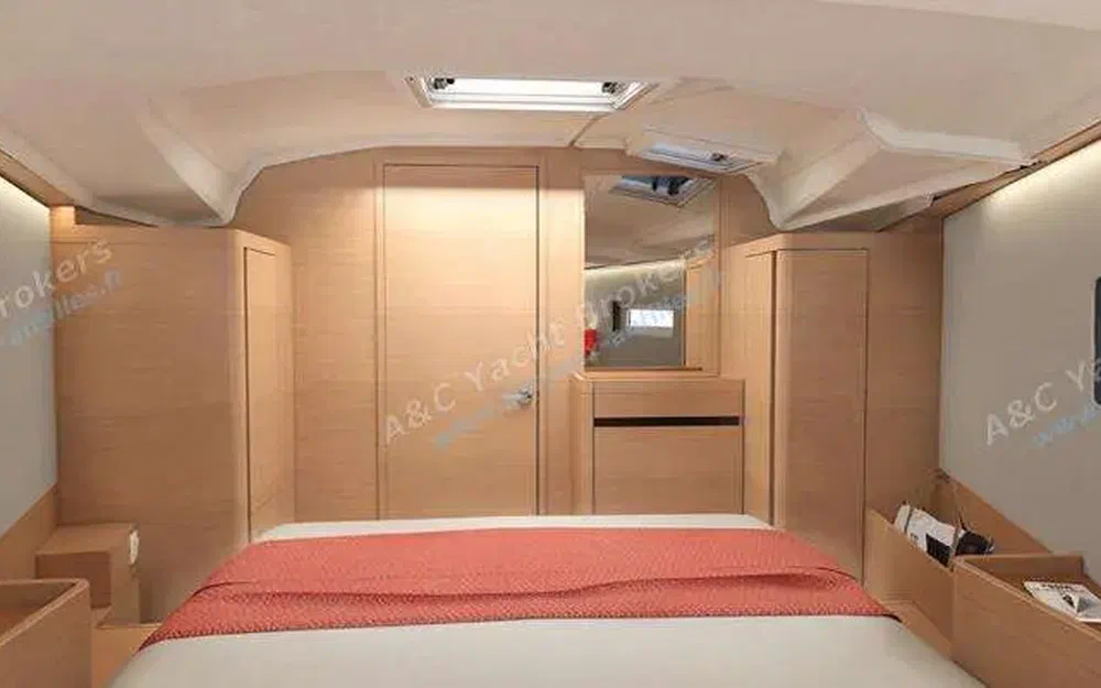 slider 10 Jeanneau Sun Odyssey 410