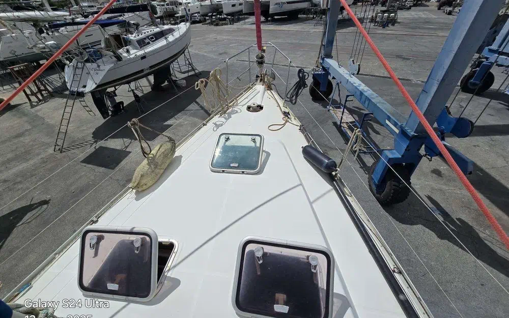 slider 9 Beneteau Oceanis 373 Clipper