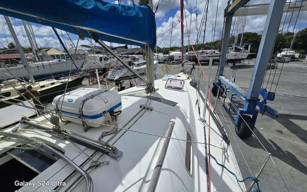 slider 7 Beneteau Oceanis 373 Clipper