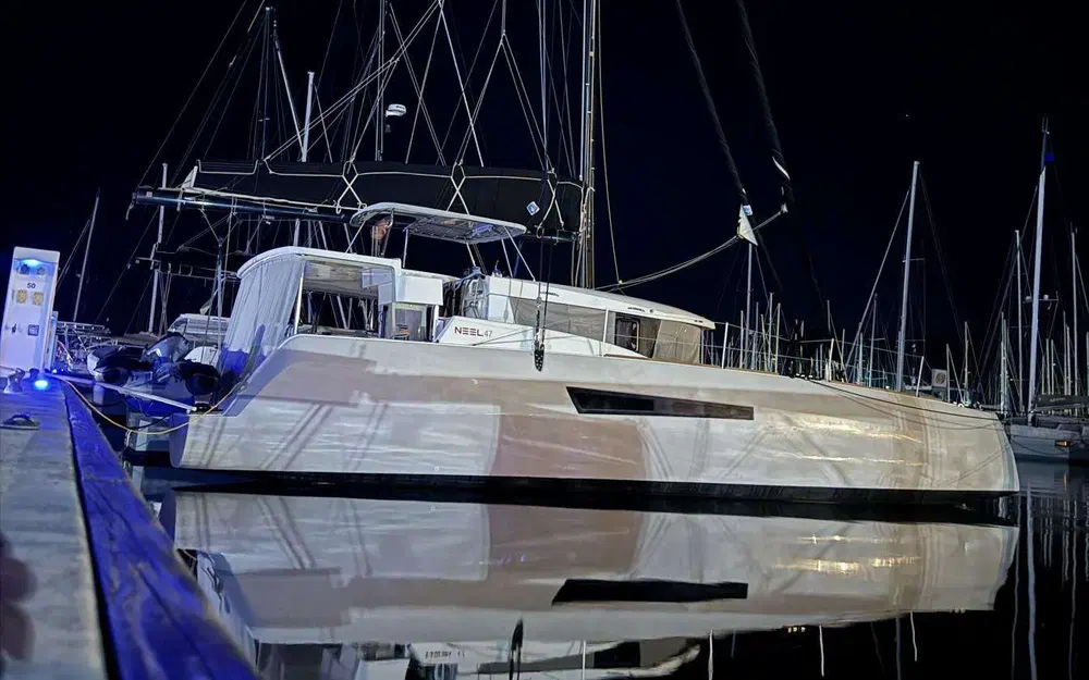 slider 2 Neel Trimarans Neel 47