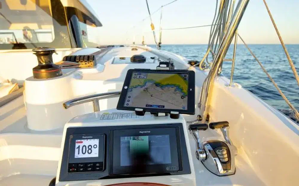 slider 3 Excess Catamarans Excess 11