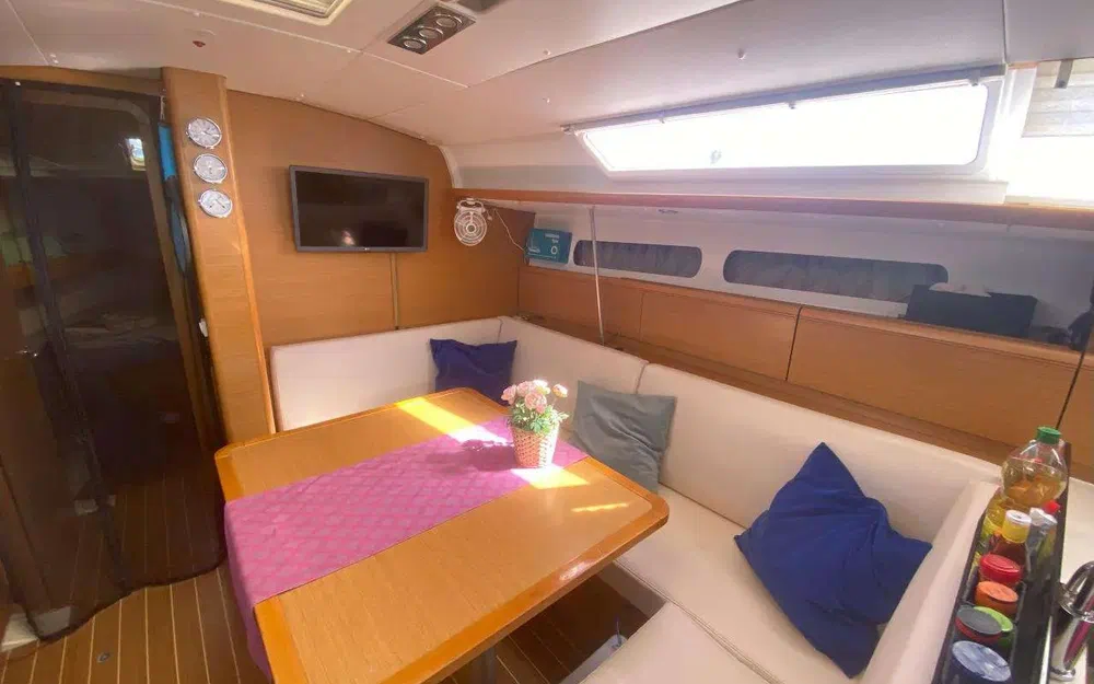 slider 13 Jeanneau Sun Odyssey 409 Performance