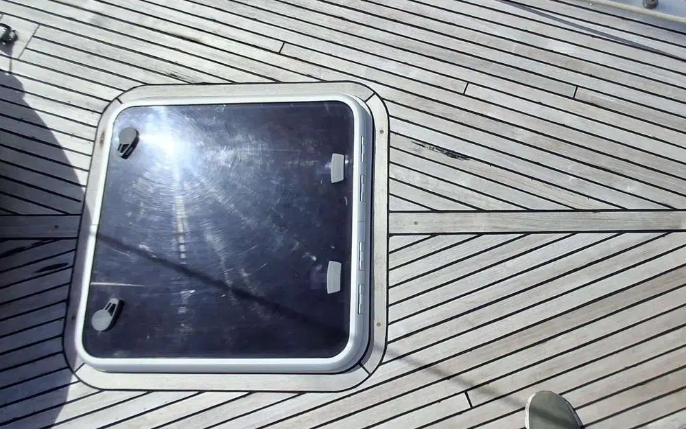 slider 12 Beneteau Oceanis 58