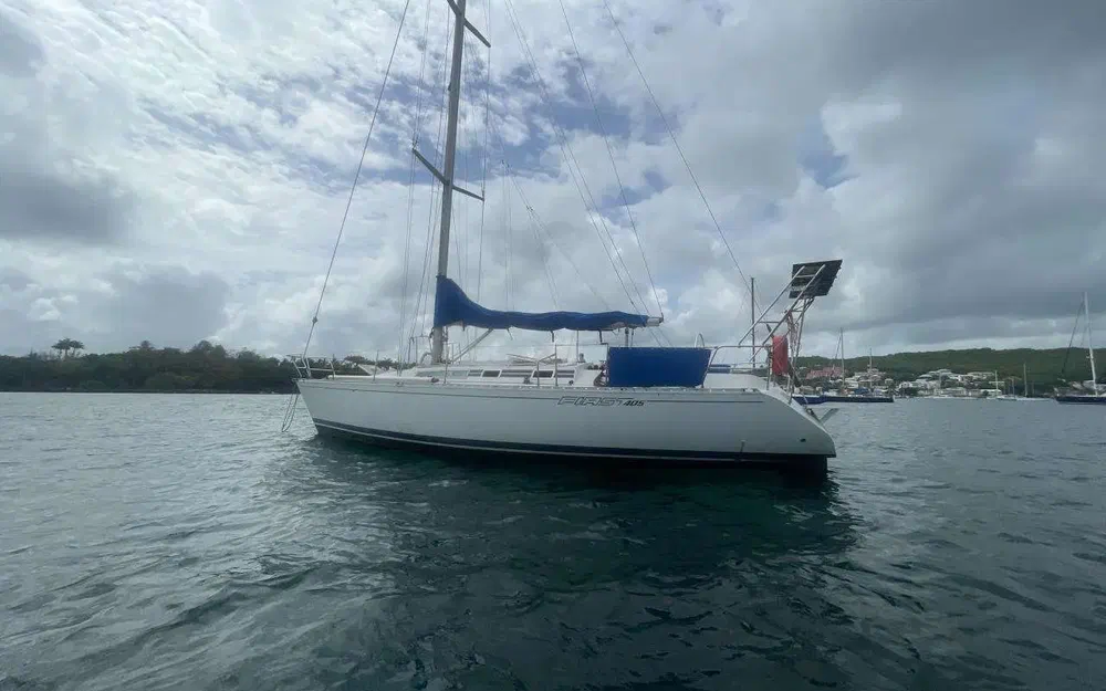 slider 2 Beneteau First 405