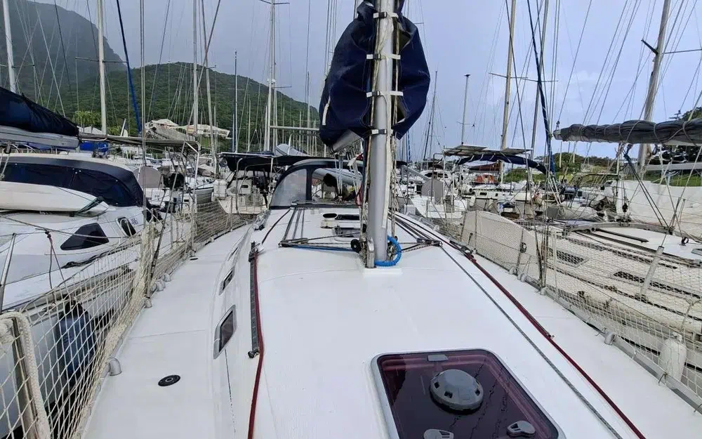 slider 11 Poncin Yachts Harmony 42
