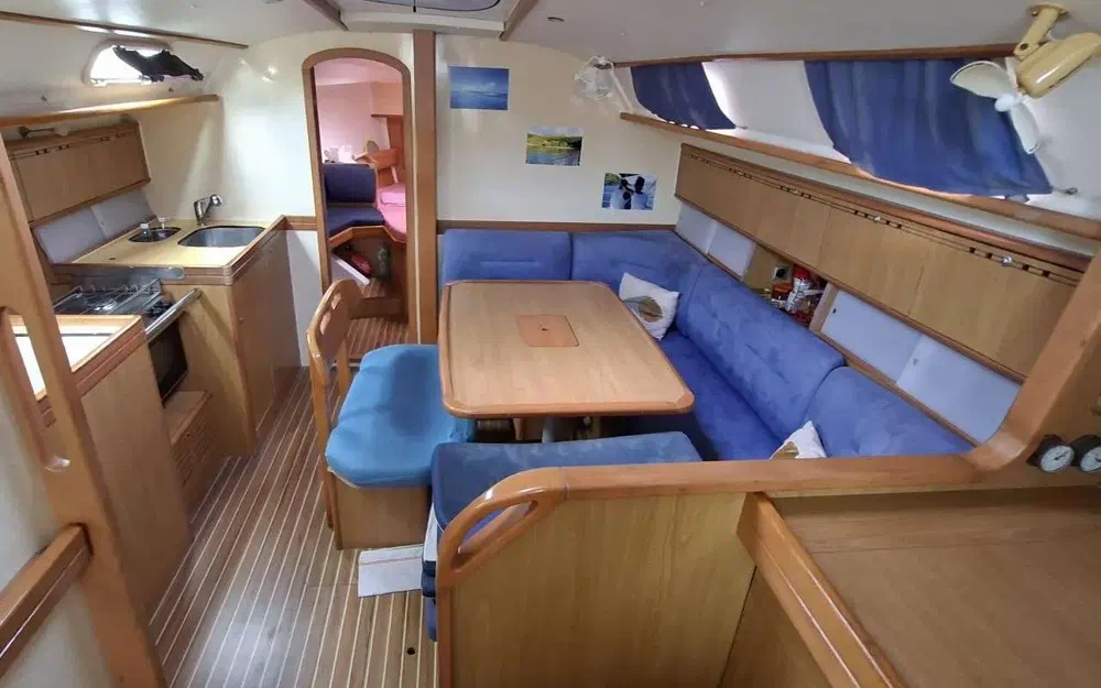 slider 19 Poncin Yachts Harmony 42