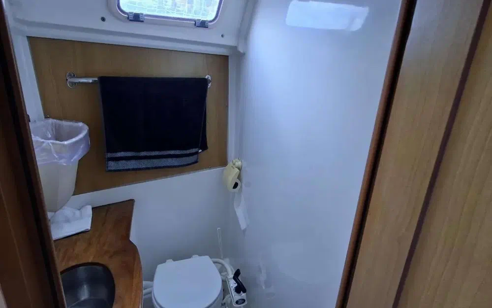 slider 27 Poncin Yachts Harmony 42