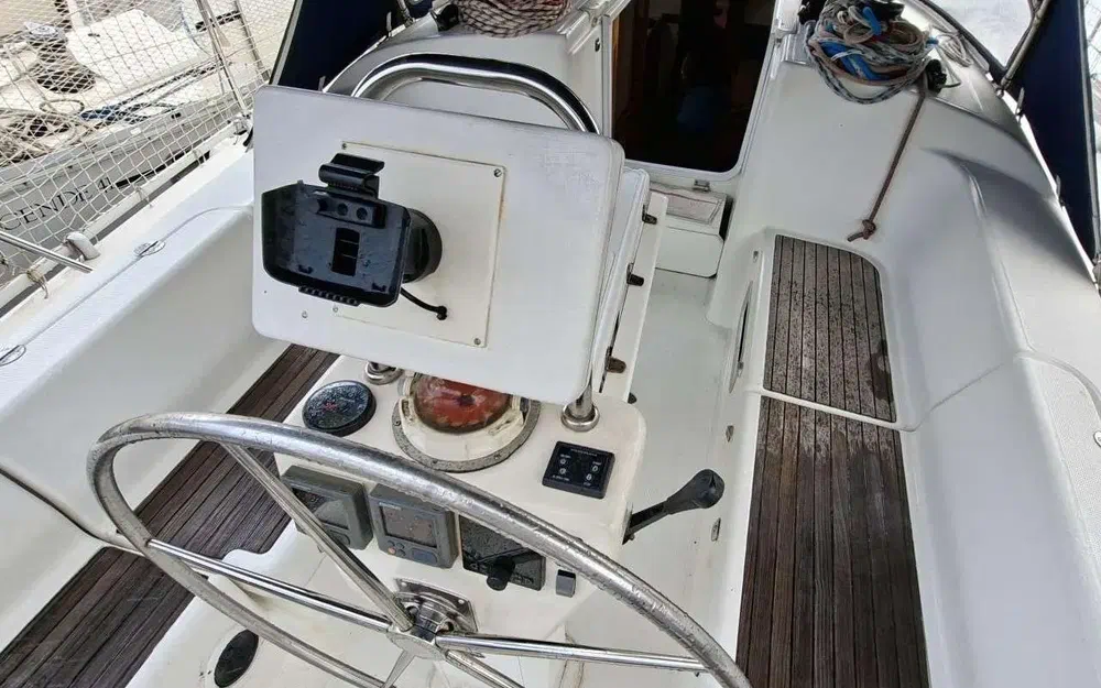 slider 4 Poncin Yachts Harmony 42