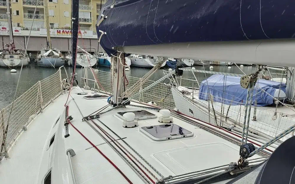 slider 7 Poncin Yachts Harmony 42