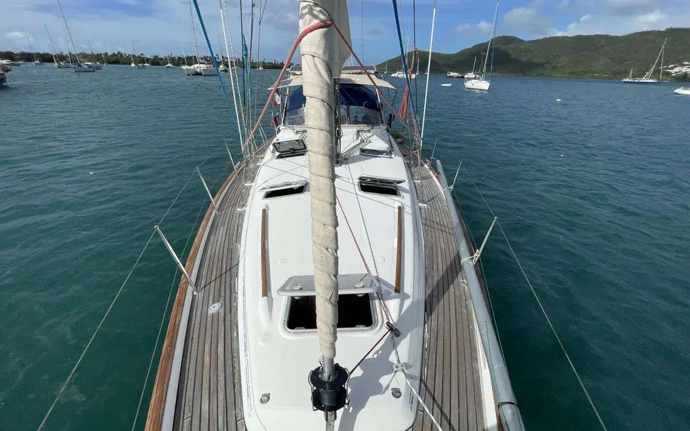 slider 15 Beneteau Oceanis 411 Celebration