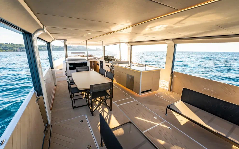 slider 11 Jeanneau Sea Loft 480