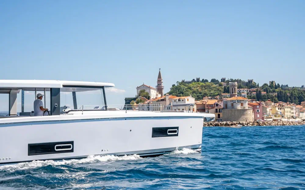 slider 0 Jeanneau Sea Loft 480