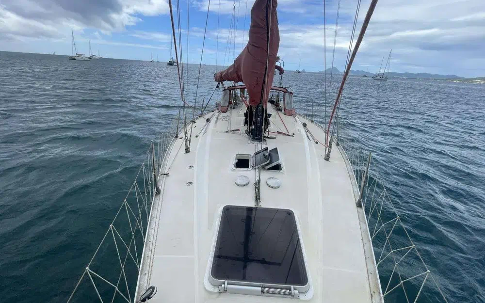 slider 10 Beneteau First 35