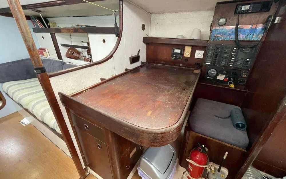 slider 15 Beneteau First 35