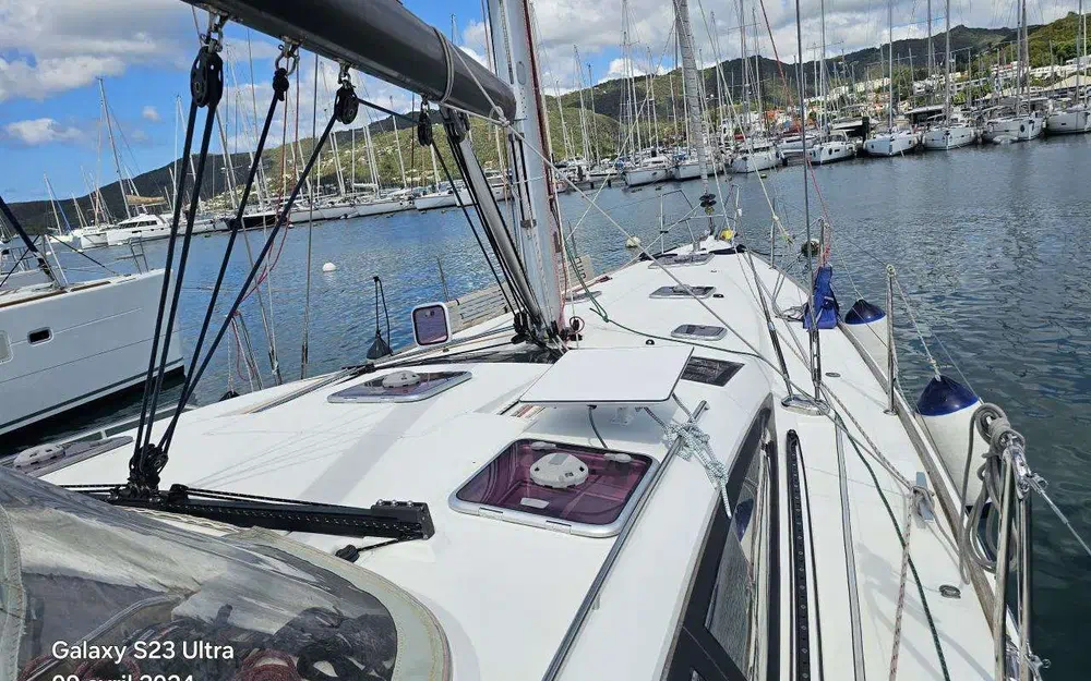 slider 12 Jeanneau 53