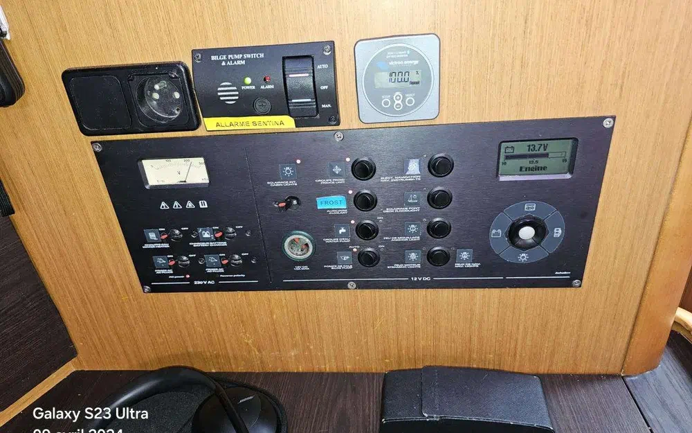 slider 32 Jeanneau 53