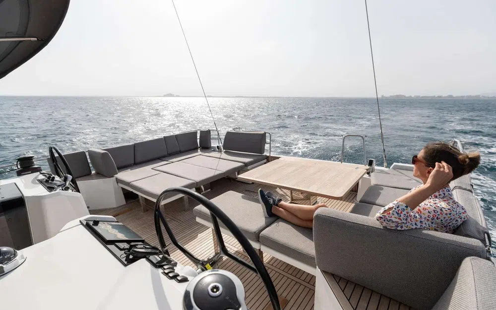 slider 4 Jeanneau 55