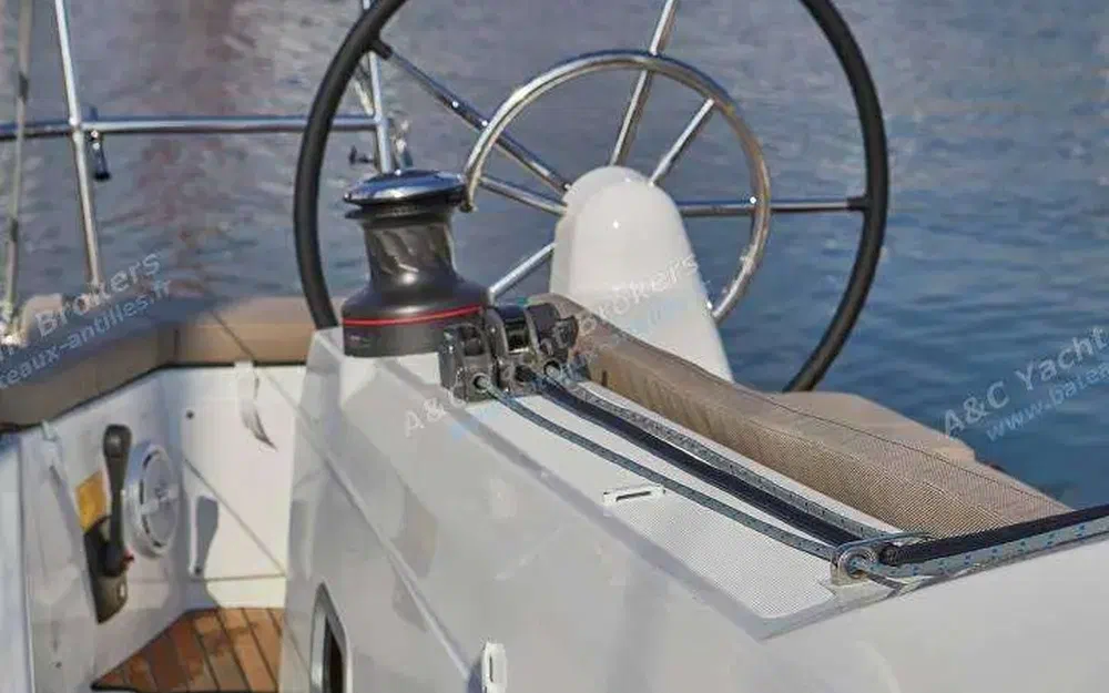 slider 2 Jeanneau Sun Odyssey 410