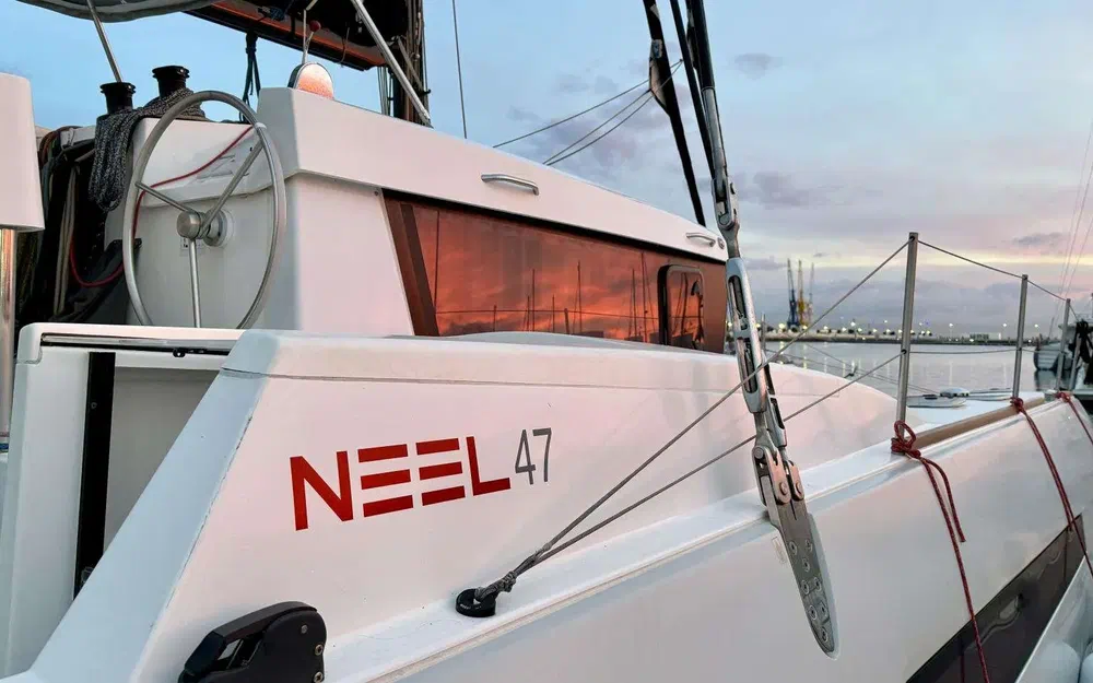 slider 4 Neel Trimarans Neel 47