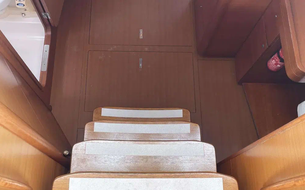 slider 18 Dufour 375 Grand Large