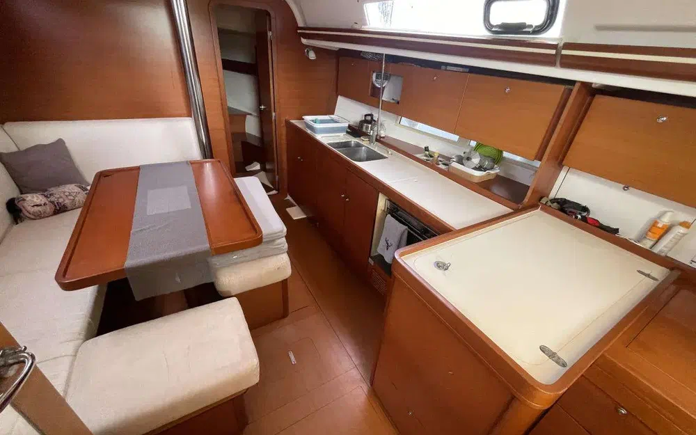 slider 19 Dufour 375 Grand Large