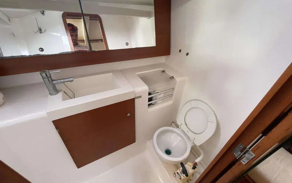 slider 31 Dufour 375 Grand Large