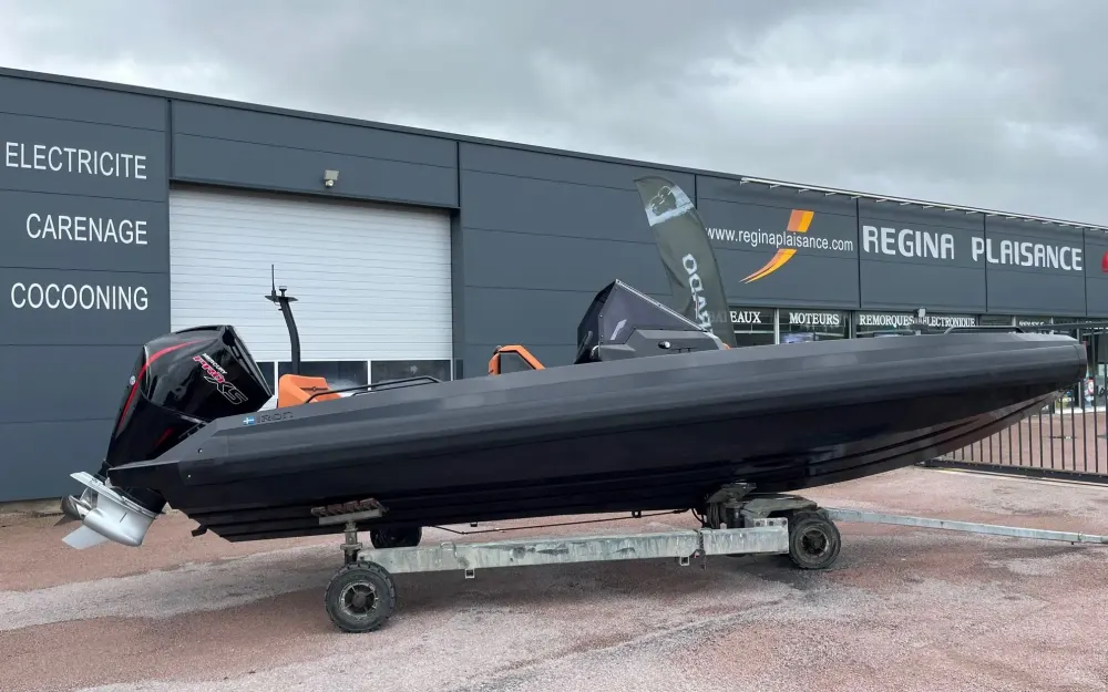 Iron BoatsIron Boats 767