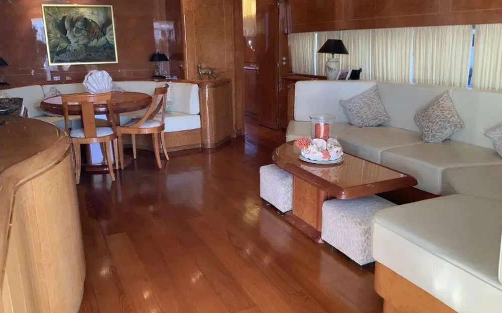 slider 3 Arno Leopard 24